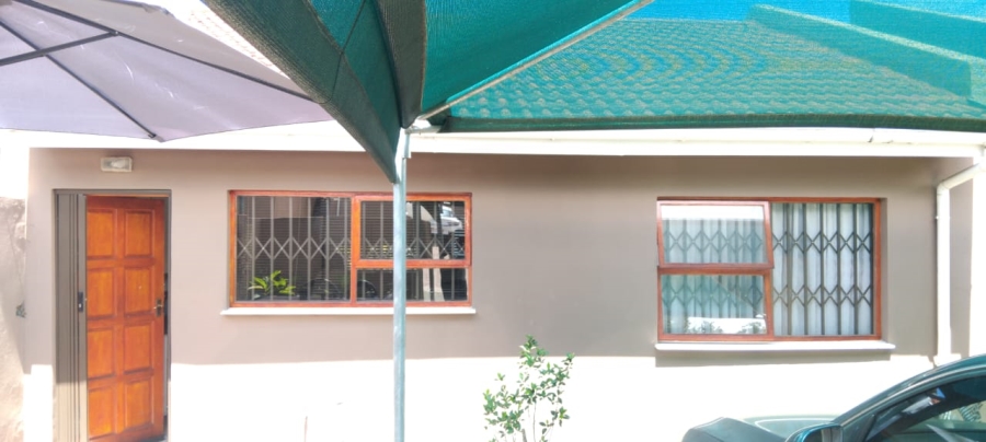 2 Bedroom Property for Sale in King Williams Town Central Eastern Cape